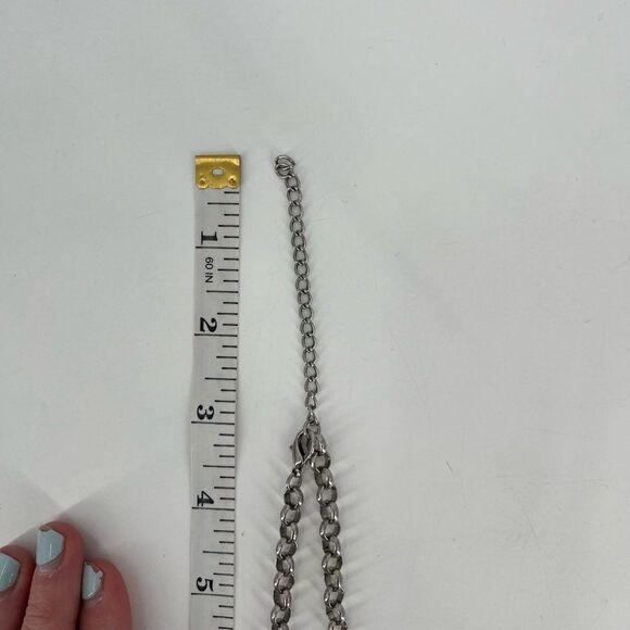 Dramatic scale layered silvertone necklace‎ - Picture 4 of 4